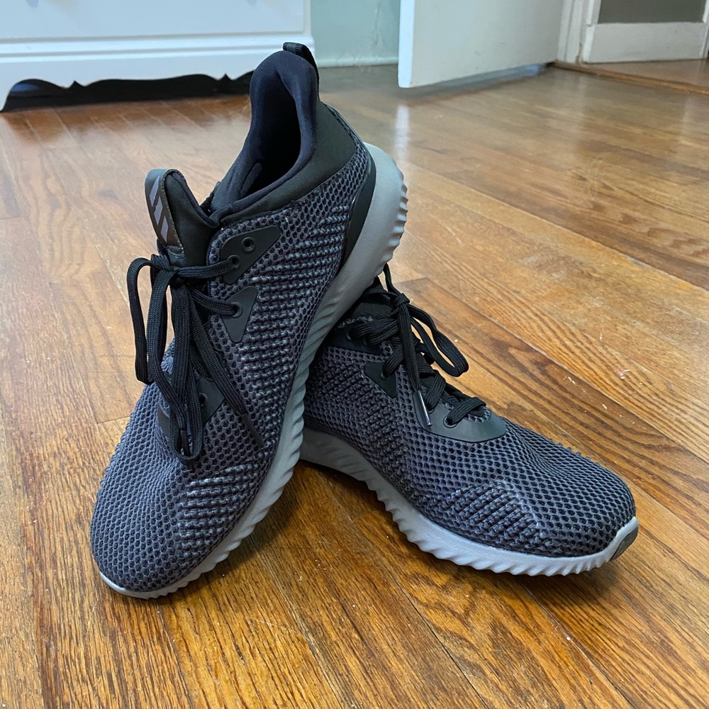 adidas alphabounce sneakers! 🤩